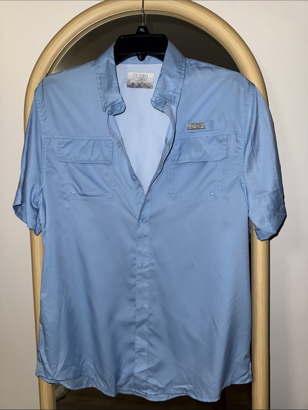 Ocean Coast Men’s Light Blue Short-Sleeve Button-Down Shirt
